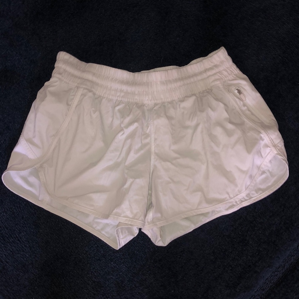lululemon shorts!!